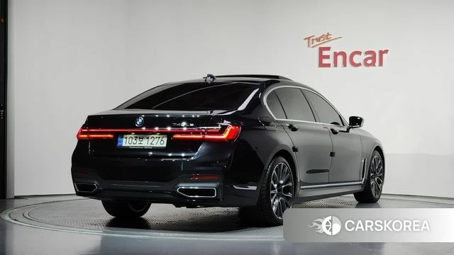 BMW 7 Series (G11) 2020 Черный из Кореи