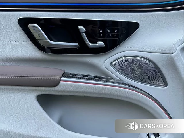 Mercedes-Benz EQS AMG 2026 Белый из Китая