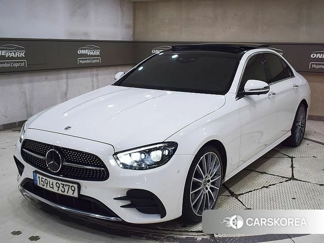 Mercedes-Benz E-Class W213 2022 Белый из Кореи