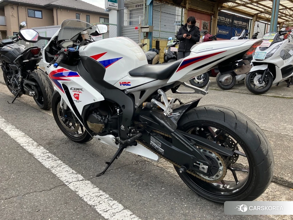 Проданный Honda CBR1000RR 2012 из Японии
