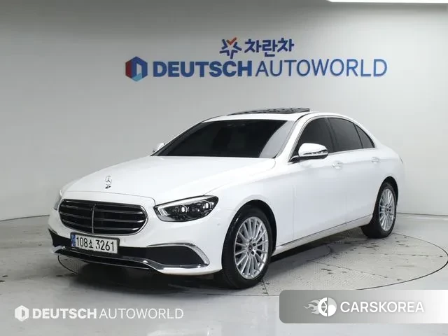 Mercedes-Benz E-Class W213 2020 Белый из Кореи