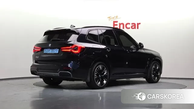 BMW iX3 2023 Черный из Кореи
