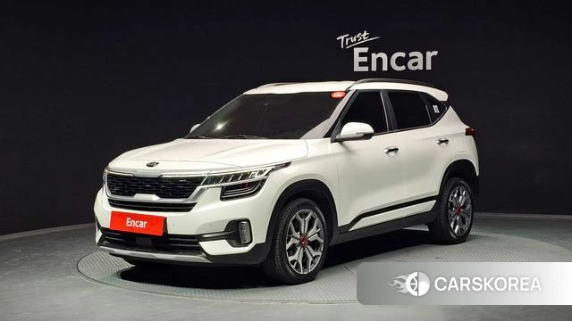 Kia Seltos 2021 Белый из Кореи
