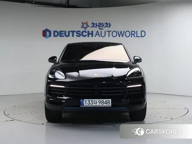 Porsche Cayenne (PO536) 2023 Черный из Кореи