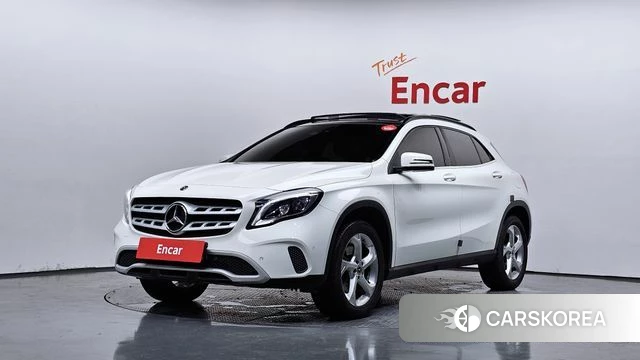 Mercedes-Benz GLA-Class X156 2018 Белый из Кореи