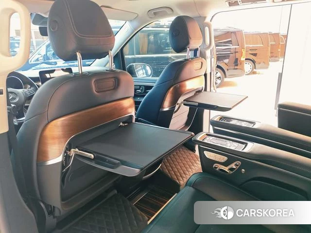 Mercedes-Benz V-class 2022 Черный из Китая