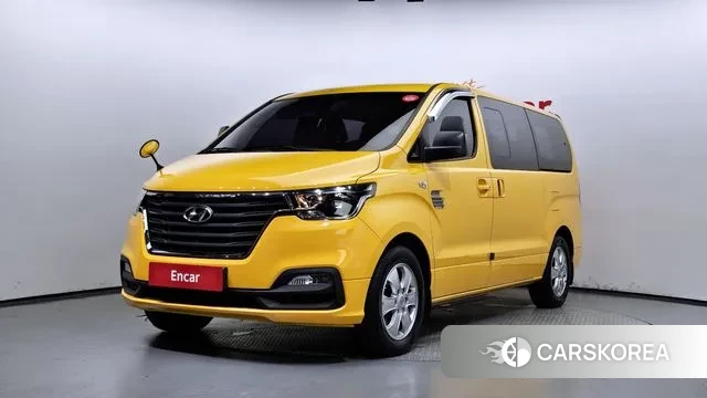 Hyundai The New Grand Starex 2018 Желтый из Кореи