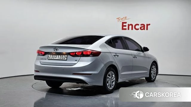 Hyundai Avante AD 2018 Серебряный из Кореи