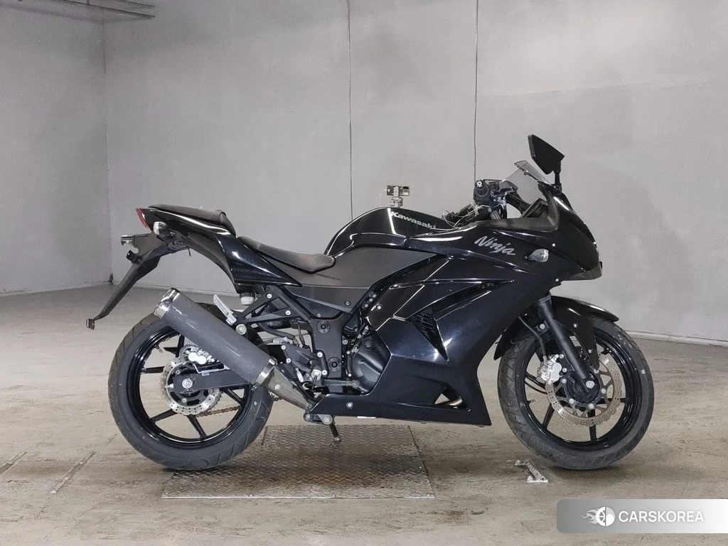 Проданный Kawasaki NINJA 250R id 4162776 из Японии