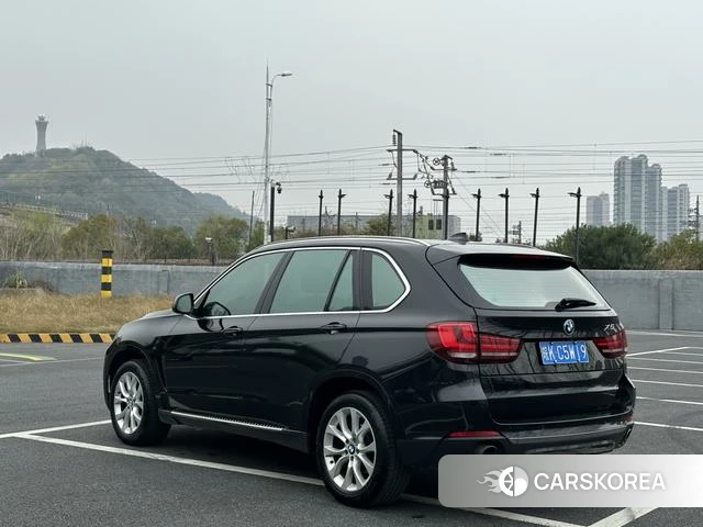 BMW X5 (imported) 2018 Черный из Китая