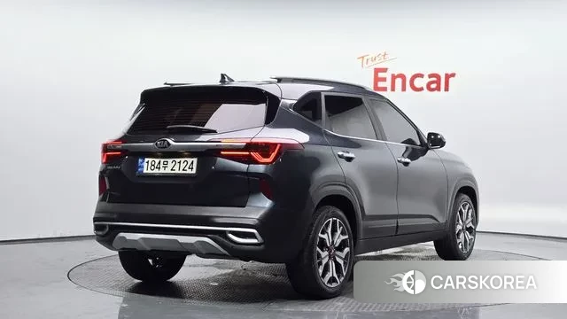Kia Seltos 2021 Серый из Кореи