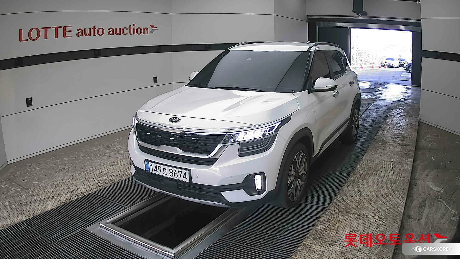 Kia Seltos 2022 Белый из Кореи