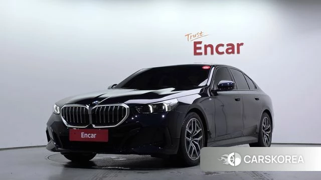 BMW 5 Series (G60) 2024 Черный из Кореи