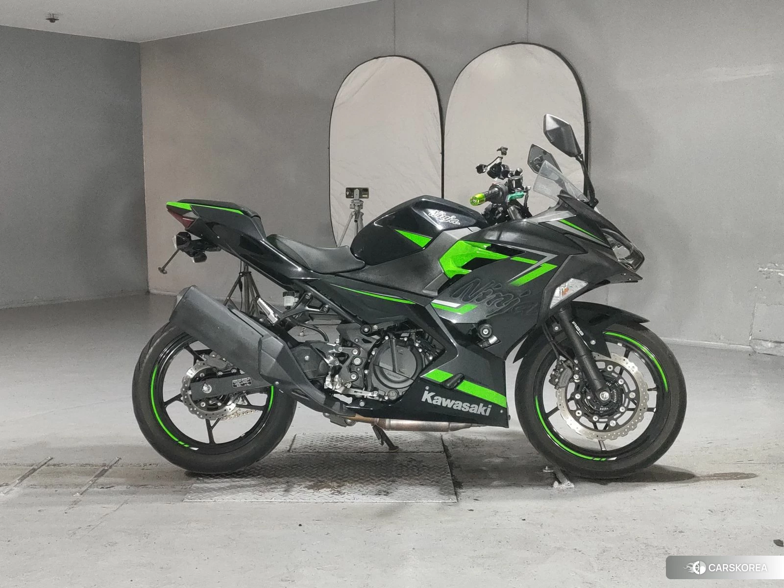 Проданный Kawasaki NINJA 400 2018 из Японии