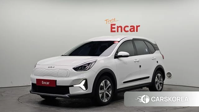 Kia Niro Plus 2022 Белый из Кореи