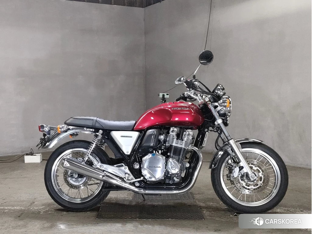 Проданный Honda CB1100EX 2018 из Японии, фото 2