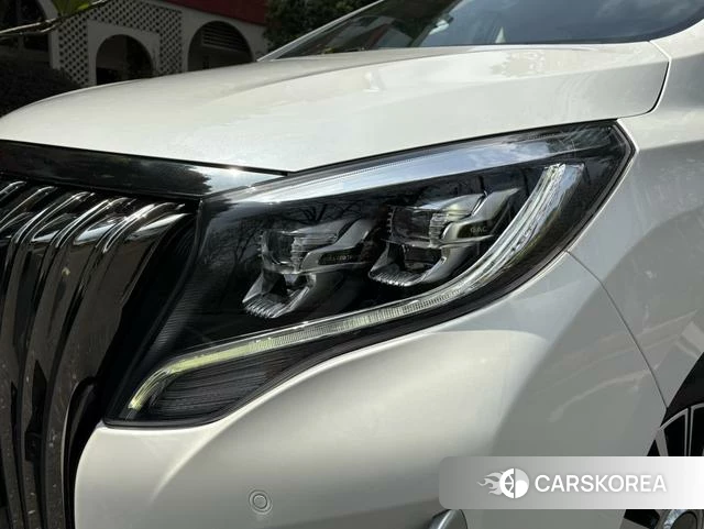 GAC Trumpchi Trumpchi M8 2022 Белый из Китая