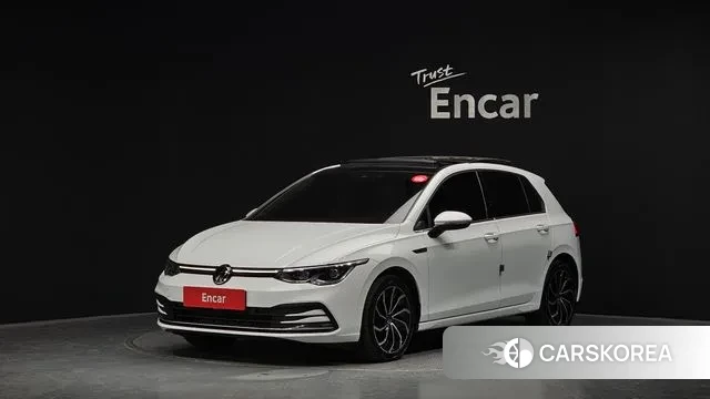 Volkswagen Golf 8th Generation 2022 Белый из Кореи