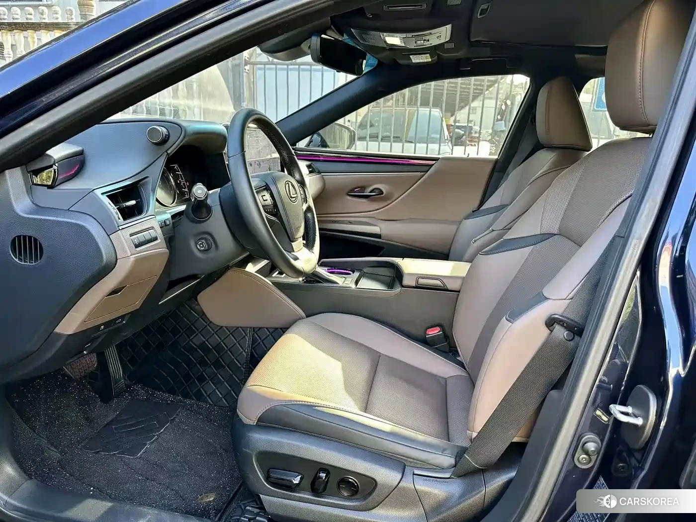 Lexus ES 2025 Черный из Китая