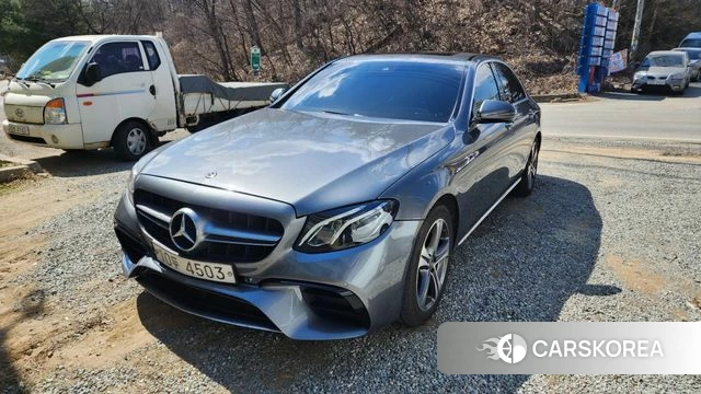Mercedes-Benz E-Class W213 2018 Серый из Кореи