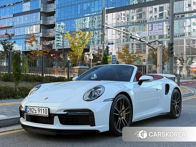 Porsche 911(992) 2021 Белый из Кореи