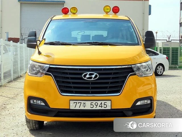 Hyundai The New Grand Starex 2020 Желтый из Кореи