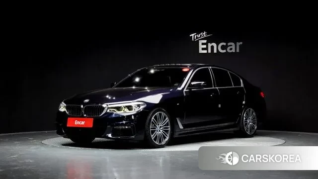 BMW 5 Series (G30) 2019 Черный из Кореи