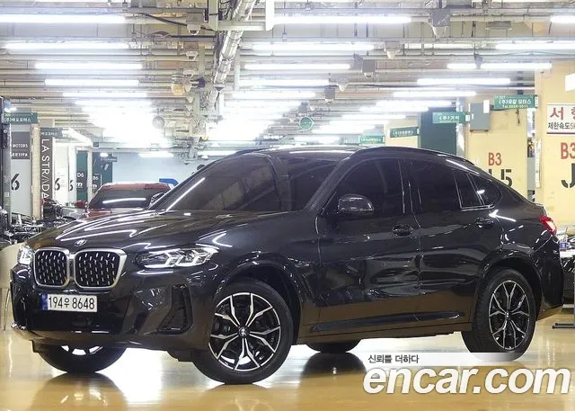 BMW X4 (G02) 2023 Серый из Кореи