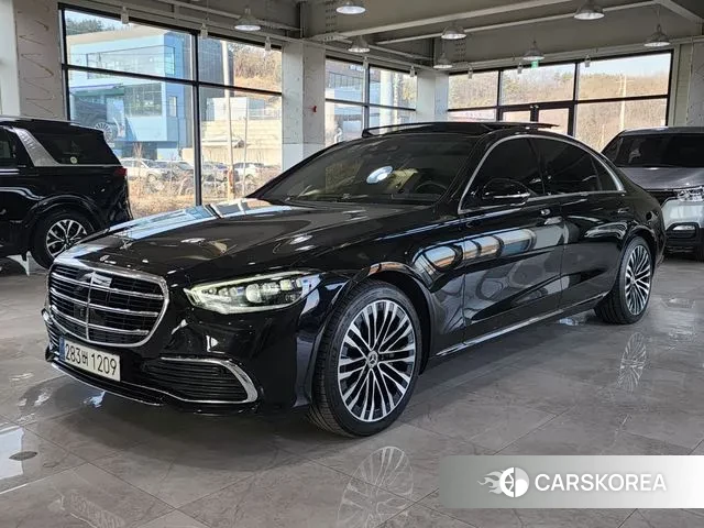 Mercedes-Benz S-Class W223 2023 Черный из Кореи