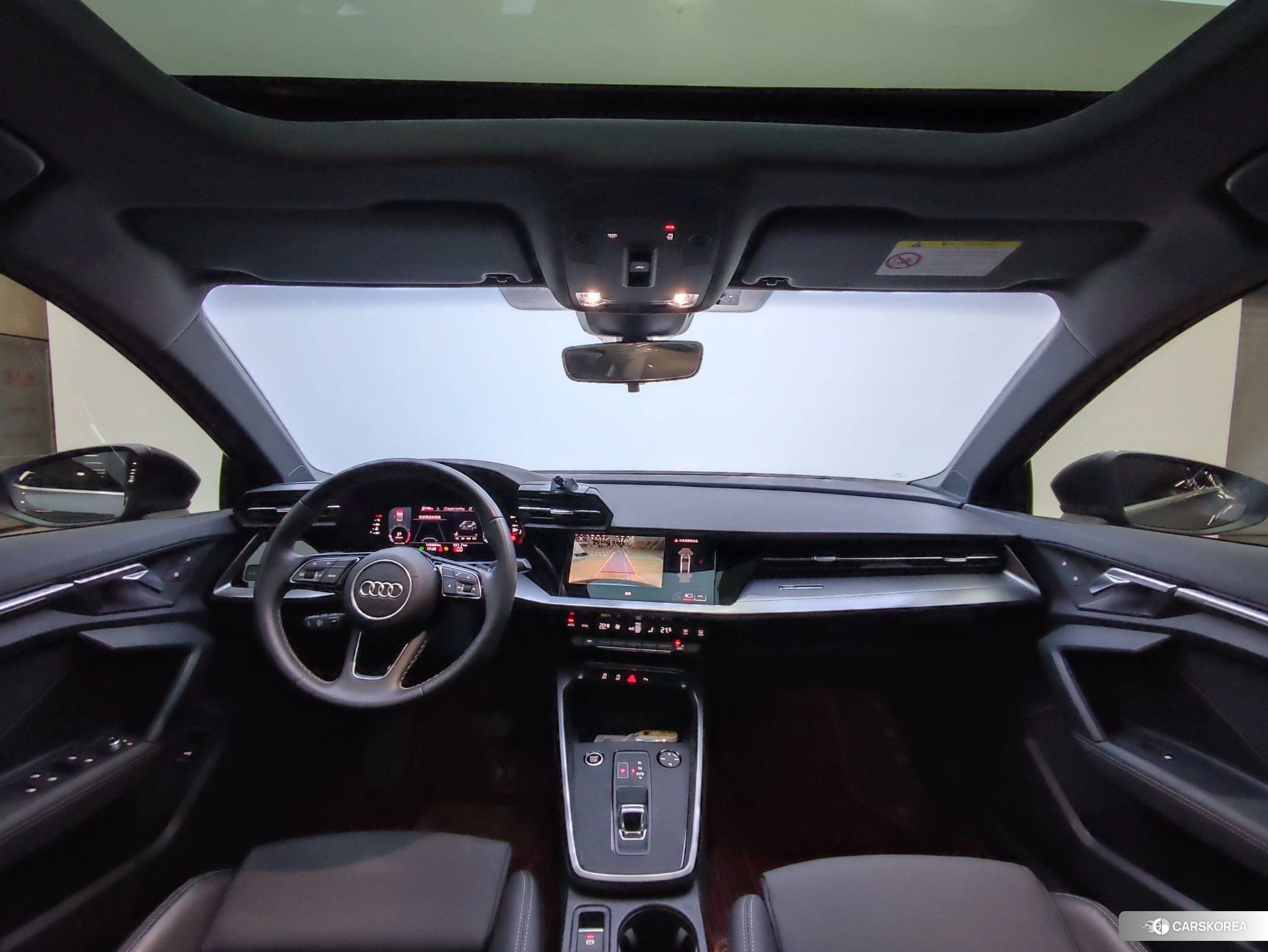 Audi A3 2023 Темно-серый из Китая