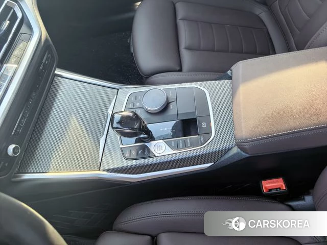 BMW 3 series 2021 Черный из Китая