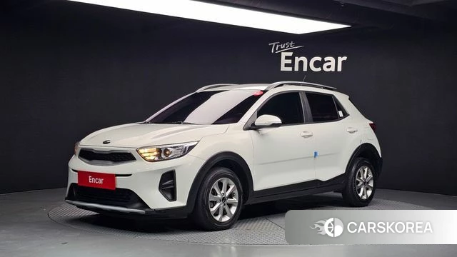Kia Stonic 2018 Белый из Кореи