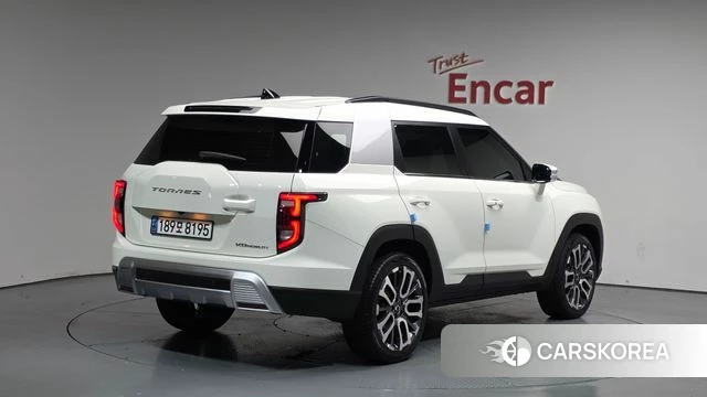 Ssangyong Torres 2023 Белый из Кореи
