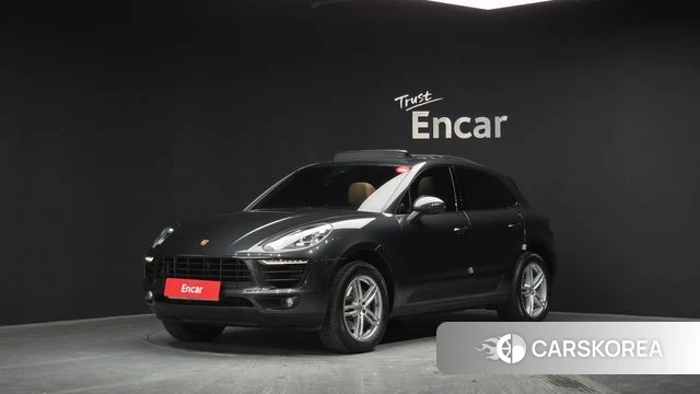 Porsche Macan 2018 Серый из Кореи