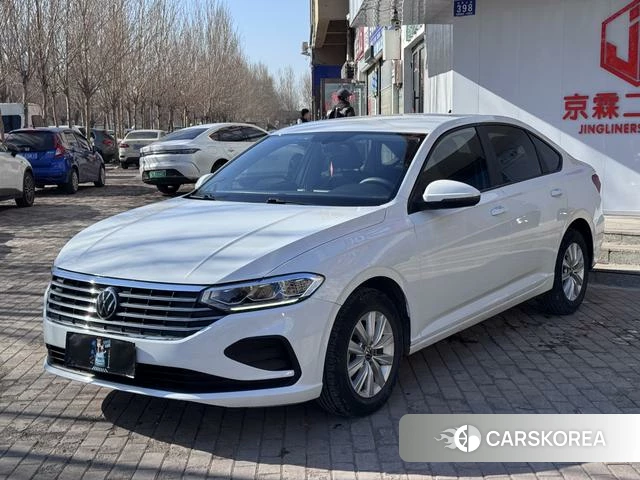 Volkswagen Lavida 2022 Белый из Китая