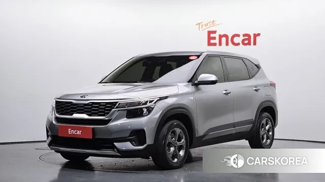 Kia Seltos 2020 Серебристо-серый из Кореи