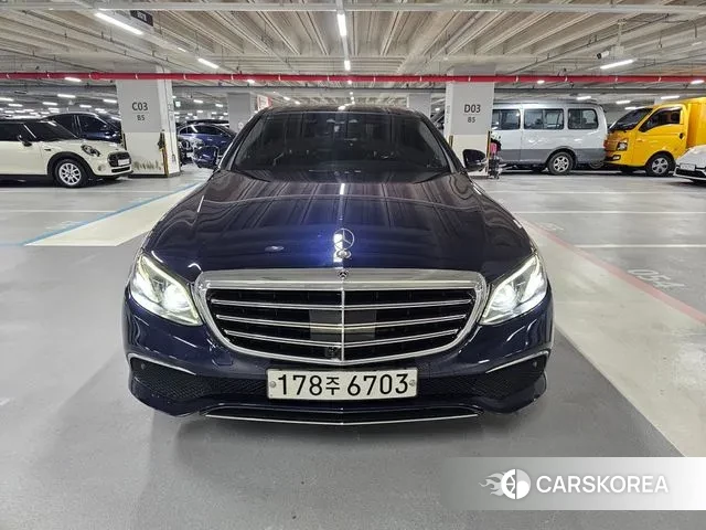 Mercedes-Benz E-Class W213 2019 Синий из Кореи
