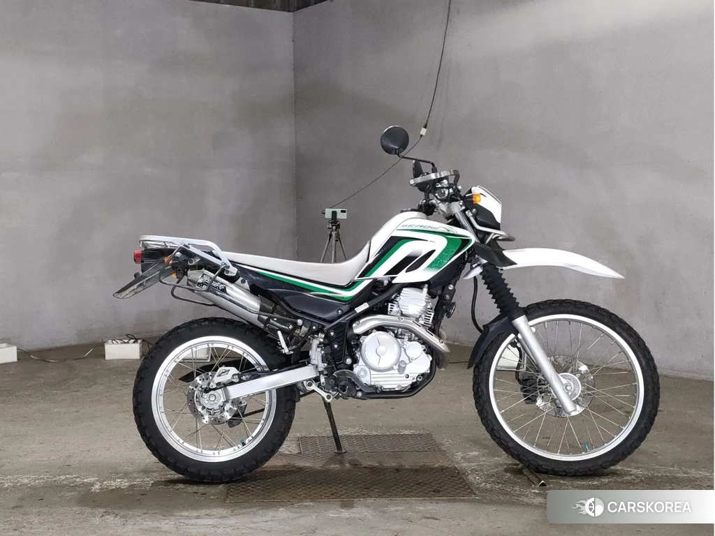 Проданный Yamaha SEROW 250 2011 из Японии, фото 2
