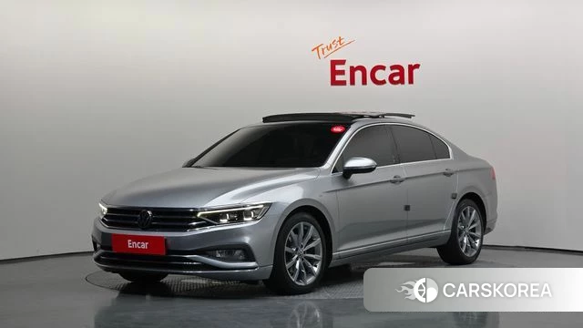 Volkswagen Passat GT (B8) 2021 Серебристо-серый из Кореи