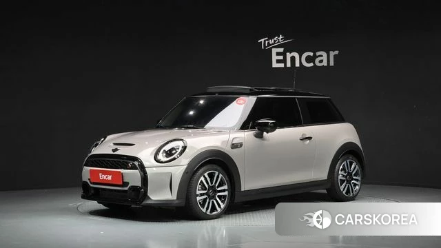 Mini Cooper S 2023 Жемчужный цвет из Кореи