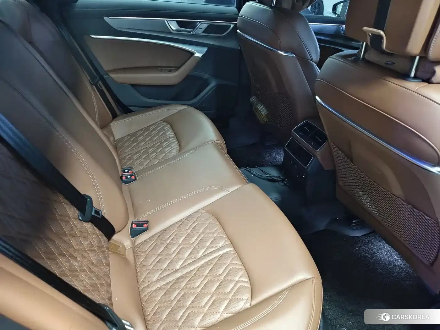 Audi A6L 2025 Черный из Китая