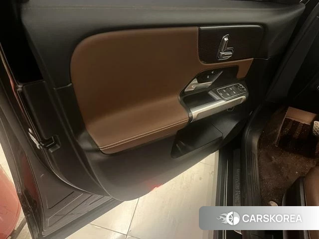 Mercedes-Benz GLB 2023 Черный из Китая