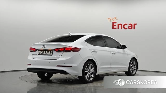 Hyundai Avante AD 2018 Белый из Кореи