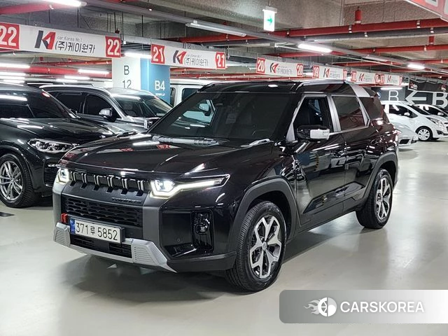 Ssangyong Torres 2023 Черный из Кореи