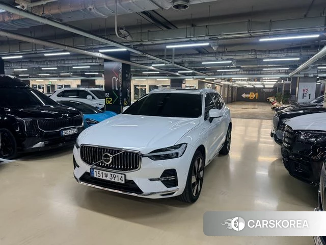 Volvo XC60 second Generation 2024 Белый из Кореи