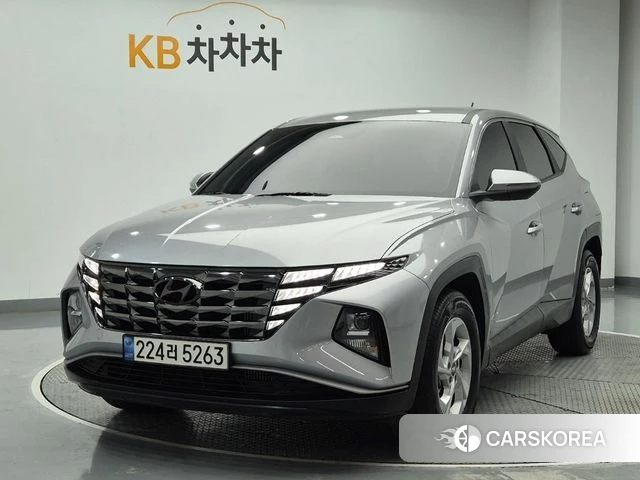 Hyundai Tucson (NX4) 2022 Серебристо-серый из Кореи