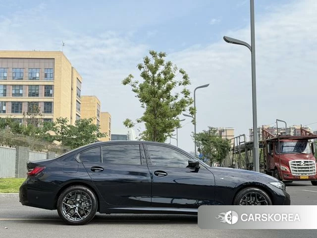 BMW 3 series 2024 Черный из Китая