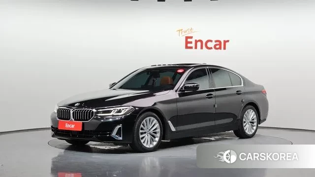 BMW 5 Series (G30) 2022 Черный из Кореи