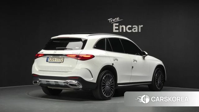 Mercedes-Benz GLC-Class X254 2023 Белый из Кореи