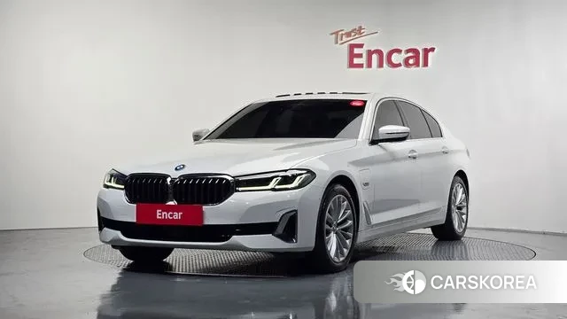 BMW 5 Series (G30) 2021 Белый из Кореи